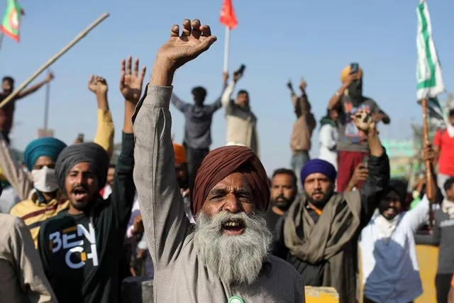 ଆଜି ଲକ୍ଷ୍ନୌରେ ଚାଷୀଙ୍କ ମହାପଞ୍ଚାୟତ : ଅନ୍ୟପଟେ ୬ ଦଫା ଦାବି ପୂରଣ ପାଇଁ ପ୍ରଧାନମନ୍ତ୍ରୀଙ୍କୁ ଚାଷୀ ସଂଗଠନର ଚିଠି