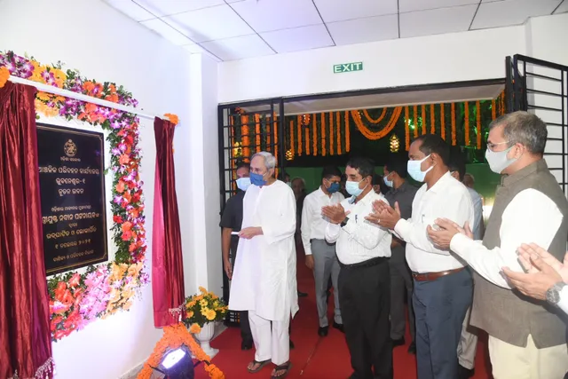 ଭୁବନେଶ୍ୱର ଆରଟିଓ-୧ର ନୂଆ ବିଲଡିଂ ଓ ସ୍ମାର୍ଟ କ୍ୟୁ ମ୍ୟାନେଜମେଣ୍ଟ ବ୍ୟବସ୍ଥା ଶୁଭାରମ୍ଭ କଲେ ମୁଖ୍ୟମନ୍ତ୍ରୀ । ଜାଣନ୍ତୁ, ସାଧାରଣ ଲୋକଙ୍କୁ କଣ କଣ ମିଳିବ ସୁବିଧା...