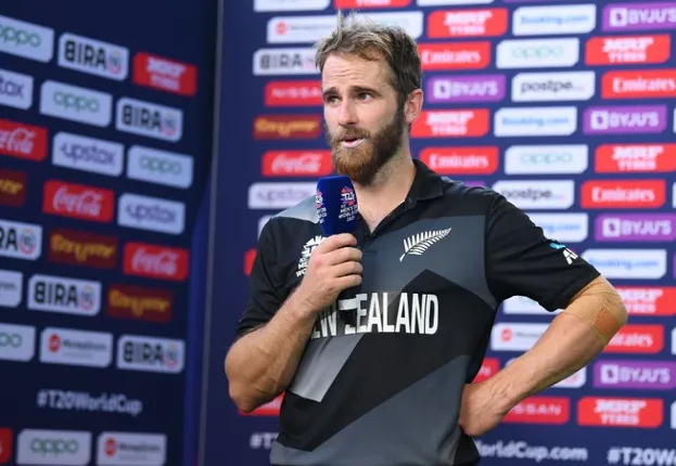 ଟି-୨୦ ବିଶ୍ୱକପ୍ ସେମିଫାଇନାଲ: ଟସ୍ ଜିତି ବୋଲିଂ ନିଷ୍ପତ୍ତି ନେଲା ନ୍ୟୁଜିଲାଣ୍ଡ । 