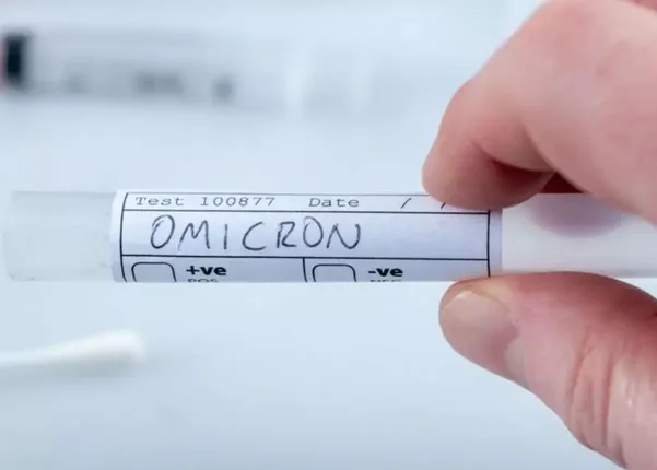 ଓମିକ୍ରନକୁ ନେଇ ଆସିଲା ଭୟଙ୍କର ଖବର, ଓମିକ୍ରନ ସଂକ୍ରମିତ ହୋଇ ସୁସ୍ଥ ହୋଇଥିବା ଡାକ୍ତର ପୁଣି କରୋନା ସଂକ୍ରମିତ