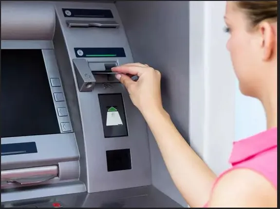 ଜାନୁଆରୀରୁ ମହଙ୍ଗା ହେବ ଏଟିଏମ କାରବାର, ଗ୍ରାହକଙ୍କୁ ଦେବାକୁ ହେବ ଏତେ ଟଙ୍କା ଚାର୍ଜ