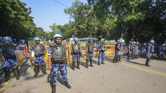 ଲକ୍ଷ୍ନୌରେ ୧ ମାସ ପାଇଁ ଲାଗିଲା ଧାରା ୧୪୪, ଜାଣନ୍ତୁ କଣ ରହିଛି ନିୟମ