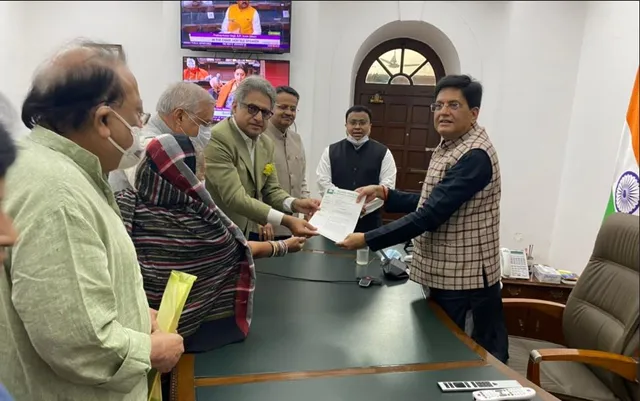 ଓଡିଶାରୁ ଉଷୁନା ଚାଉଳ ସଂଗ୍ରହ ପାଇଁ କେନ୍ଦ୍ର ନିକଟରେ ଦାବି: ପିୟୁଷ ଗୋୟଲଙ୍କୁ ଭେଟି ସ୍ମାରକପତ୍ର ଦେଲେ ବିଜେଡି ସାଂସଦ