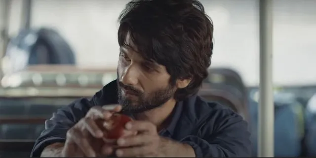 ଆସିଲା ‘ଜର୍ସି’ର ନୂଆ ଗୀତ : ଦେଖିବାକୁ ମିଳିଲା ସାହିଦ କପୁରଙ୍କ ଜବରଦସ୍ତ ଅଭିନୟ