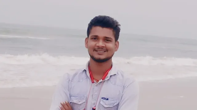 ଦୁଇ ଦିନ ହେଲାଣି ଯୁବକ ନିଖୋଜ । ନଦୀରେ ଖୋଜୁଛନ୍ତି ପୋଲିସ ଓ ଅଗ୍ନିଶମ ବାହିନୀ