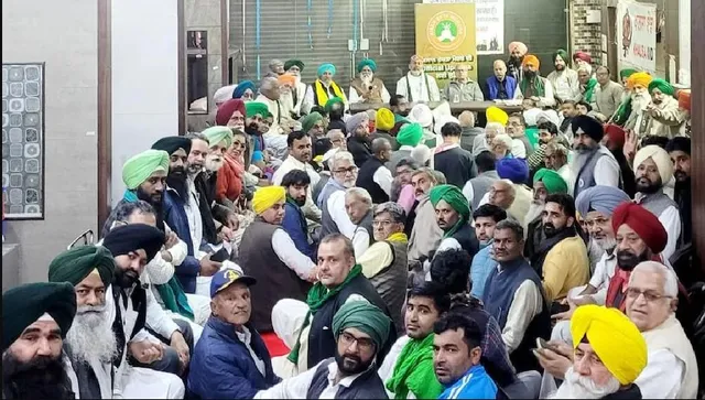 ଶେଷ ହେଲା ସଂଯୁକ୍ତ କିଷାନ ମୋର୍ଚ୍ଚାର ବୈଠକ, ସରକାରଙ୍କ ସହ ଆଲୋଚନା ପାଇଁ ୫ ଜଣିଆ କମିଟି ଗଠିତ