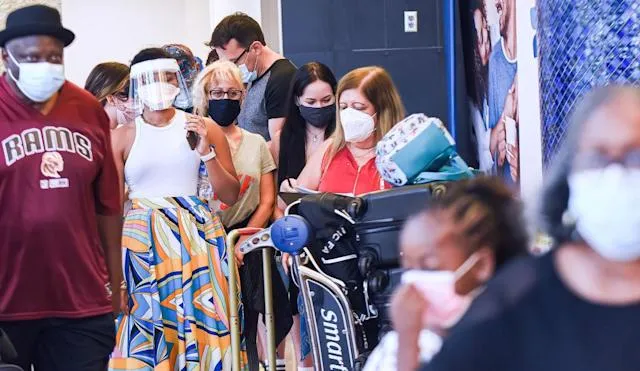 ଜାଣନ୍ତୁ କେତେ ପ୍ରଭାବ ପକାଇବ କରୋନାର ସମ୍ଭାବ୍ୟ ଚତୁର୍ଥ ଲହର ?