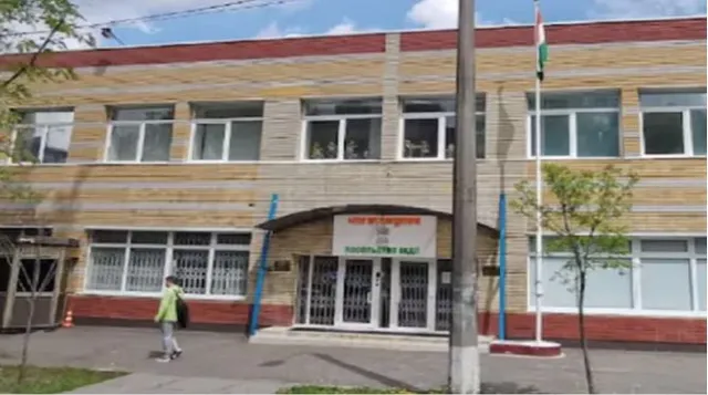 ‘ଅନଲାଇନ୍ କ୍ଲାସକୁ ଅପେକ୍ଷା ନକରି ପଳାଇଆସ’ । ଭାରତୀୟ ଛାତ୍ରଛାତ୍ରୀଙ୍କୁ ରାଷ୍ଟ୍ରଦୂତଙ୍କ ଅପିଲ ।