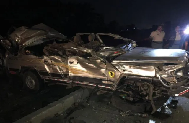 ବିବାହ ଭୋଜିି ଖାଇ ଫେରୁଥିଲେ । ମାଡିଗଲା ଟ୍ରକ୍, ଚାଲିଗଲା ୯ ଜୀବନ ।