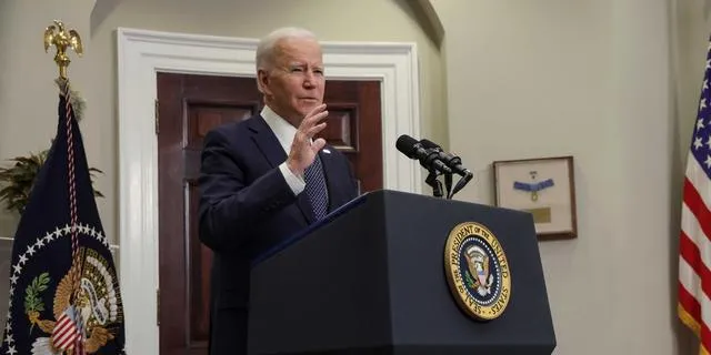 ୟୁକ୍ରେନ-ଋଷ ବିବାଦକୁ ନେଇ ଆକ୍ସନରେ ଆମେରିକା । ଋଷ ବିରୋଧରେ ଆର୍ଥିକ କଟକଣା ଘୋଷଣା କଲେ ରାଷ୍ଟ୍ରପତି ଜୋ-ବାଇଡେନ