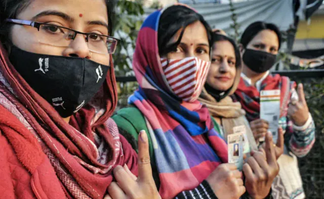 ଉତ୍ତରପ୍ରଦେଶରେ ଦ୍ୱିତୀୟ ପର୍ଯ୍ୟାୟ ନିର୍ବାଚନ ପାଇଁ ଚାଲିଛି ମତଦାନ । ସକାଳ ୯ଟା ସୁଦ୍ଧା ୯.୪୫ ପ୍ରତିଶତ ମତଦାନ