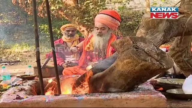 ଖଣ୍ଡଗିରି ମେଳାର ଆଜି ତୃତୀୟ ଦିନ : ପୂର୍ଣ୍ଣିମା ପର୍ଯ୍ୟନ୍ତ ଅହରହ ଚାଲିବ ବିଶ୍ୱଶାନ୍ତି ଯଜ୍ଞ