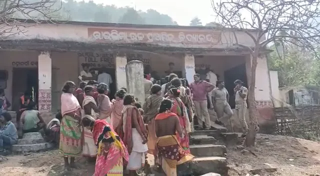 ରାୟଗଡା କଲ୍ୟାଣସିଂହପୁରରେ ହେଲା ସାନି ମତଦାନ: ଭୋଟ ଦେଲେ ଡଙ୍ଗରିଆ କନ୍ଧ