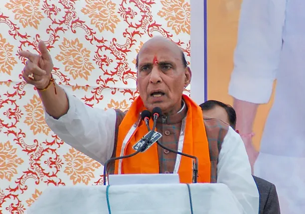 ସୀମା ପାର କରିବାକୁ ଭାରତ କେବେ ପଛାଇବ ନାହିଁ, ଯଦି...? ଆତଙ୍କବାଦୀଙ୍କୁ କଡା ଚେତାବନୀ ଦେଲେ ରାଜନାଥ ସିଂ ।