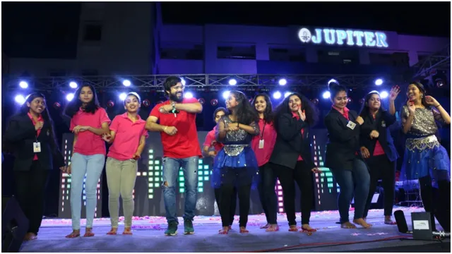 ‘ଜୁପିଟର୍'ର ୨୦ ବର୍ଷ ପୂର୍ତ୍ତି ଅବସରରେ ଜମିଲା ‘ସମର୍ ସିଣ୍ଡିଙ୍ଗ୍': ଯୋଗଦେଲେ ଚଳଚ୍ଚିତ୍ର ଅଭିନେତା ସବ୍ୟସାଚୀ ମିଶ୍ର