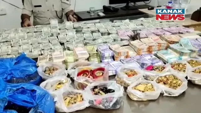 ଗଞ୍ଜେଇ ବେପାରୀଙ୍କ ସାଢେ ୪ କୋଟିରୁ ଅଧିକ ସମ୍ପତି: ସ୍କୁଟିରେ ଗଞ୍ଜେଇ ଓ ଅଫିମ ନେଇ ଯାଉଥିବା ବେଳେ ଧରାପଡିଥିଲେ 