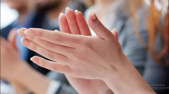 ହାତରେ ରହିଛି ସୁସ୍ଥ ରହିବାର ରହସ୍ୟ । ତାଳି ମାରନ୍ତୁ, ସୁସ୍ଥ ରୁହନ୍ତୁ ।