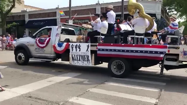 ଆମେରିକାରେ ଚିକାଗୋ ସହରରେ ପୁଣି ଗୁଳିକାଣ୍ଡ । ଛାତ ଉପରେ ରହି ଲୋକଙ୍କୁ ଟାର୍ଗେଟ କରିଥିଲେ ସୁଟର