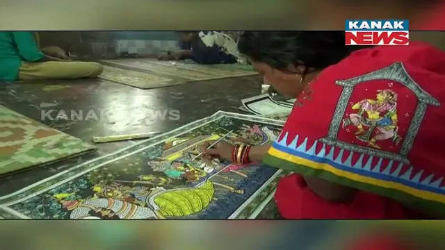 ରୋଜଗାର ଦେଉଛି ପଟ୍ଟଚିତ୍ର କଳା: ନିଜେ ରୋଜଗାର କରିବା ସହ ହସ୍ତଶିଳ୍ପ କେନ୍ଦ୍ର କରି ଅନ୍ୟ ମହିଳାଙ୍କୁ ଦେଉଛନ୍ତି ରୋଜଗାର