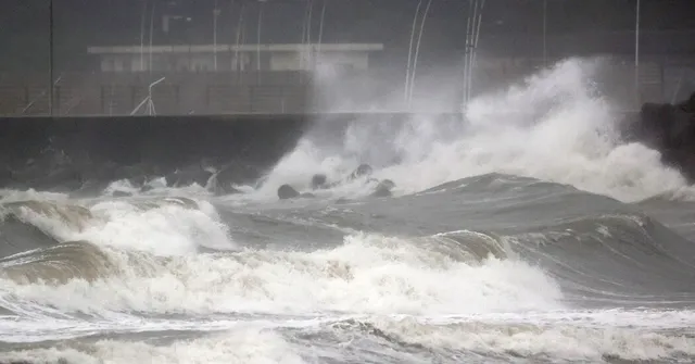 ଜାପାନରେ ଟାଇଫୁନ୍ ଆତଙ୍କ : ତଟବର୍ତ୍ତୀ ଅଞ୍ଚଳ ଗୁଡିକରେ ହାଇ ଆଲର୍ଟ ଜାରି