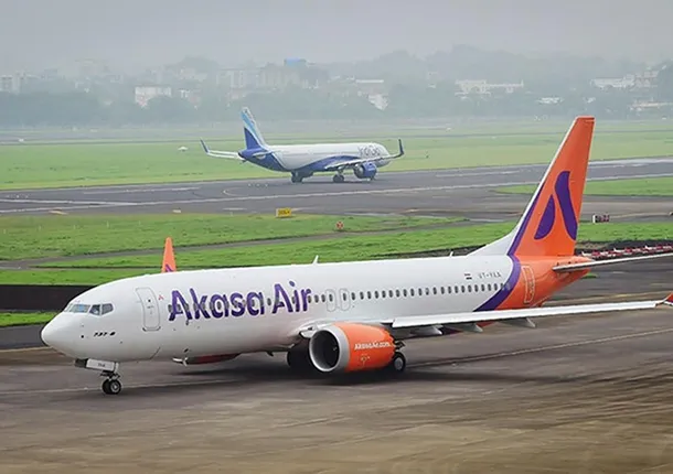 ଅଳ୍ପକେ ବର୍ତ୍ତିଲେ ଯାତ୍ରୀ : ପକ୍ଷୀ ଧକ୍କା ହେବା ପରେ ଦିଲ୍ଲୀ ଏୟାରପୋର୍ଟରେ ଜରୁରୀକାଳୀନ ଅବତରଣ ।