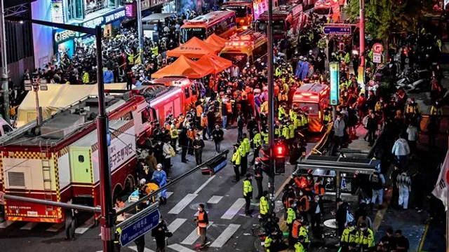 ଦକ୍ଷିଣ କୋରିଆର ରାଜଧାନୀ ସିଓଲରେ ବଡ ଅଘଟଣ । ଦଳାଚକଟାରେ ମୋଟ୍ ମୃତ୍ୟୁ ସଂଖ୍ୟା ୧୫୧କୁ ବୃଦ୍ଧି ।