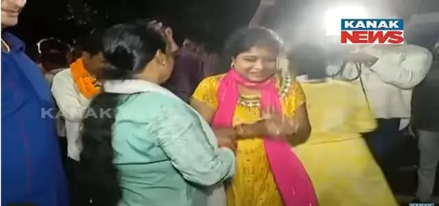 ରାଜନୀତିରେ ‘ଚାକିରି’, କେନ୍ଦ୍ର ଓ ରାଜ୍ୟ ସରକାର ନିଯୁକ୍ତି ନେଇ ଗୋଟି ଚାଳନା। 