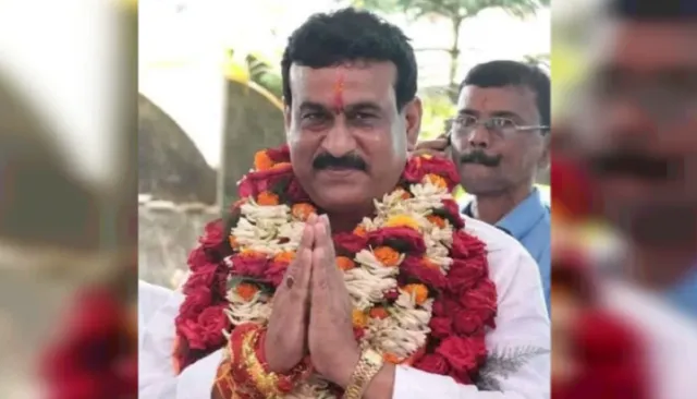 ଧାମନଗର ବାଜି : ୧୧ତମ ରାଉଣ୍ଡରେ କିଏ ଆଗରେ କିଏ ପଛରେ; ବିଜେଡି ଗଣିତ ଗଡବଡ କରିଦେଲେ କି ରାଜୁ ଦାସ ?