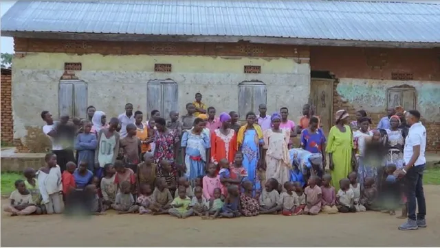 ବିଶ୍ୱର ସବୁଠୁ ବଡ ପରିବାର: ଘର ମୁରବୀଙ୍କର ୧୦ ସ୍ତ୍ରୀ, ୯୮ ସନ୍ତାନ, ୫୬୮ ନାତିନାତୁଣୀ