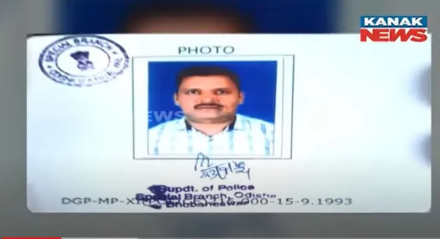 ପଦ୍ମପୁରରେ ଦୁଇ କେନ୍ଦ୍ରମନ୍ତ୍ରୀ ଖାଇବା ବେଳେ କିଏ ଉଠାଉଥିଲା ଫଟୋ ? କରାଯାଉଥିଲା କି ଗୁଇନ୍ଦାଗିରି ?