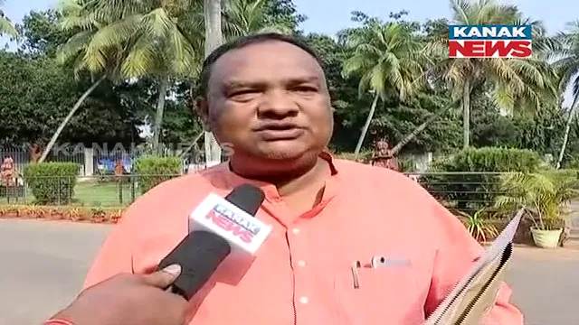 ସାରଥୀଙ୍କ ସପକ୍ଷରେ ବିଜେପି ବିଧାୟକ । କହିଲେ, ଦସ୍ୟୁ ରତ୍ନାକର ବି ପାଲଟିଥିଲେ ବାଲ୍ମିକୀ, ସାମାଜିକ କାମରେ ରହିଛି ସାରଥୀ ଅବଦାନ 