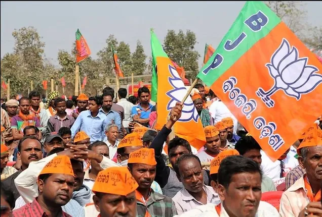 ଆବାସ କଳି ନେଇ ଆଜି ୩୧୪ ବ୍ଲକ ଘେରାଉ କରିବ ବିଜେପି । ମୁଖ୍ୟମନ୍ତ୍ରୀଙ୍କ ଉଦ୍ଦେଶ୍ୟରେ ଦିଆଯିବ ଅଭିଯୋଗ ପତ୍ର , ବିଜେଡି ରଖିଲା କଡ଼ା ଜବାବ