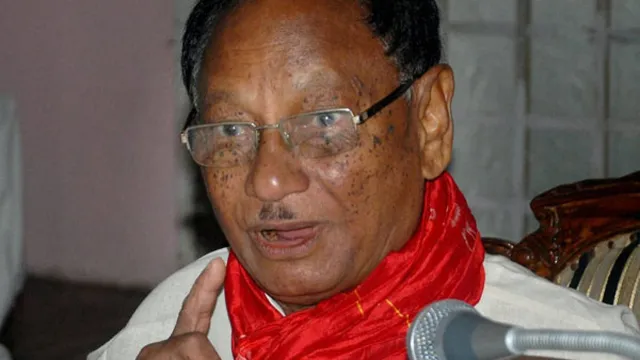 ବିଜେପି ଛାଡିଲେ ଗିରିଧର ଓ ଶିଶିର ଗମାଙ୍ଗ । କେସିଆରଙ୍କ ବିଆରଏସରେ ସାମିଲ ହେବା ନେଇ ଚର୍ଚ୍ଚା ।