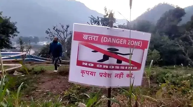 ଧସୁଛି ଧରିତ୍ରୀ! କେବଳ ଯୋଶୀମଠ ନୁହେଁ ଉତ୍ତରାଖଣ୍ଡର ୪ ଜିଲ୍ଲାରେ ୩୦ ଗାଁରେ କୋକୁଆ ଭୟ