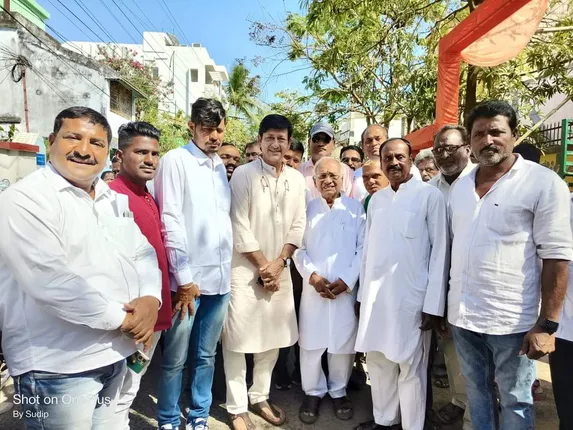 ଗୋପାଳପୁରରୁ ପ୍ରାର୍ଥୀ ହେବେ କି ସିଦ୍ଧାନ୍ତ? ୪ ବର୍ଷ ପରେ ବ୍ରହ୍ମପୁରରେ ଅଚାନକ ଆର୍ବିଭାବକୁ ନେଇ ବିଜେଡି ଶିବିରରେ ବଢିଲା ଚର୍ଚ୍ଚା ।