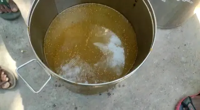 ମଧ୍ୟାହ୍ନ ଭୋଜନରୁ ବାହରିଲା ଅସରପା, ଝିଟିପିଟି। ବେଲଗୁଣ୍ଠା ଡେଙ୍ଗାପଦର ସ୍କୁଲରେ ଉତ୍ତେଜନା।