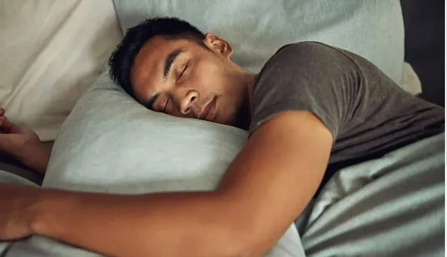 ଦେହକୁ ସୁସ୍ଥ ରଖିବା ପାଇଁ ନିଦ ଏକ ବରଦାନ : କମ୍ ନିଦ ଯୋଗୁଁ ସୃଷ୍ଟି ହୋଇଥାଏ ବିଭିନ୍ନ ସମସ୍ୟା