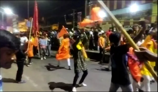 ସମ୍ବଲପୁରରେ ଅନିର୍ଦ୍ଧିଷ୍ଟ କାଳ ପାଇଁ କର୍ଫ୍ୟୁ । ରାତି ୧୨ଟାରୁ କର୍ଫ୍ୟୁ ଜାରି କଲା ଜିଲ୍ଲା ପ୍ରଶାସନ