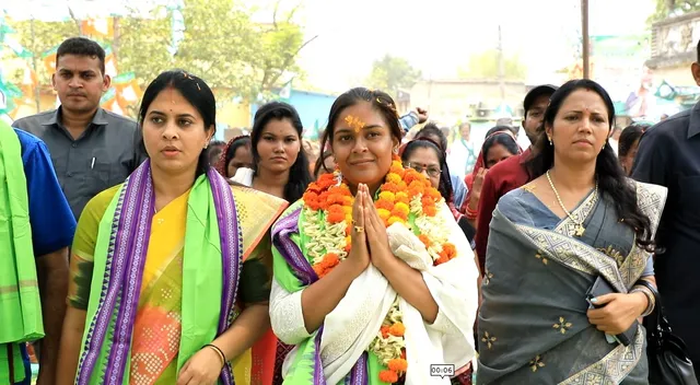 ଆସନ୍ତାକାଲି ଶପଥ ନେବେ ଦୀପାଳି । ବିଧାୟିକା ଭାବେ ଶପଥ ପାଠ କରାଇବେ ଉପ ବାଚସ୍ପତି ।