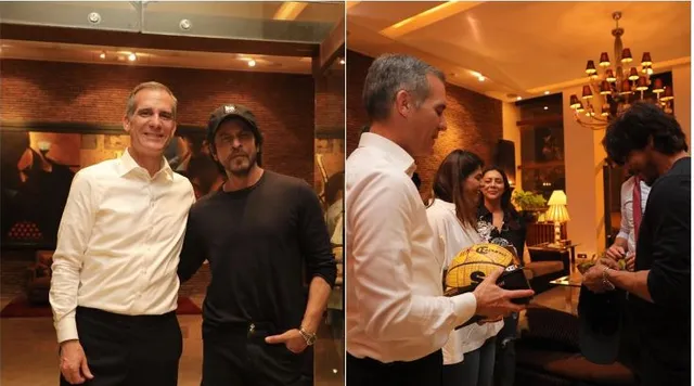 ବଲିଉଡ ପ୍ରେମରେ ଆମେରିକା ରାଷ୍ଟ୍ରଦୂତ । ଶାହାରୁଖଙ୍କୁ ମନ୍ନତରେ ଭେଟିଲେ ଏରିକ ଗୋର୍ସେଟି । ଏକାଠି ବସି ଦେଖିଲେ ହିନ୍ଦୀ ସିନେମା, ଆତିଥ୍ୟ ପାଇଁ ଧନ୍ୟବାଦ ଜଣାଇଲେ