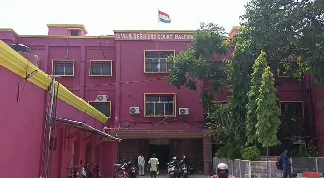 ଝିଅକୁ ହତ୍ୟା ଅଭିଯୋଗରେ ମାଆକୁ ସଜା। ମାଆ ଓ ଦ୍ୱିତୀୟ ସ୍ୱାମୀକୁ ଆଜୀବନ କାରାଦଣ୍ଡ ସହ ୫ହଜାର ଟଙ୍କା ଜରିମାନା