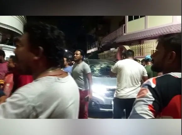 ନିଶାସକ୍ତ ଚାଳକଙ୍କ ଉନ୍ମତ୍ତ କାଣ୍ଡ । କଟକ ସିଡିଏରୁ କଲ୍ୟାଣୀ ନଗର ପର୍ଯ୍ୟନ୍ତ କଲେ ସିରିଜ ଦୁର୍ଘଟଣା ।