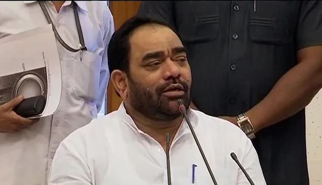 ସବୁ ପଞ୍ଚାୟତରେ ବ୍ୟାଙ୍କ ସେବା ପହଞ୍ଚାଇବାକୁ ତୁରନ୍ତ ବ୍ୟବସ୍ଥା କରନ୍ତୁ ବ୍ୟାଙ୍କ୍ । ମୋ ଘର ଯୋଜନାରେ ଲୋକଙ୍କୁ ମିଳିବ ସହଜରେ ଋଣ, ବ୍ୟାଙ୍କ ଗୁଡିକ ସହ ଆଲୋଚନା କଲେ ଅର୍ଥମନ୍ତ୍ରୀ ।