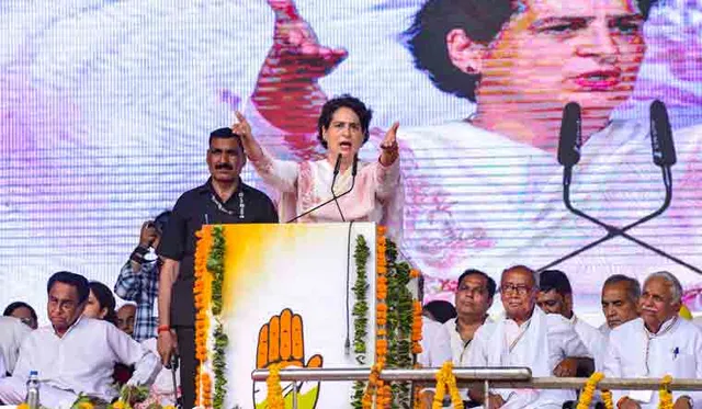 କଂଗ୍ରେସର ମିଶନ ମଧ୍ୟପ୍ରଦେଶ: ଜବଲପୁରରେ ପହଁଚି ନର୍ମଦା ନଦୀରେ ଶ୍ଲୋକମନ୍ତ୍ର ପାଠ କରି ପୂଜାର୍ଚ୍ଚନା କଲେ କଂଗ୍ରେସ ମହାସଚିବ ପ୍ରିୟଙ୍କା ଗାନ୍ଧୀ ଭଦ୍ରା 