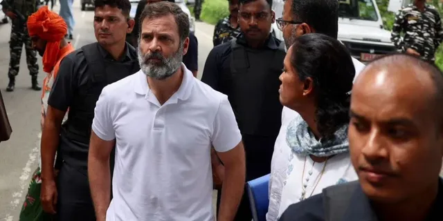 ମଣିପୁରରେ ରାହୁଲଙ୍କୁ ରୋକାଯିବାକୁ ନେଇ ବିବାଦ। ଇମ୍ଫାଲ ଫେରିଆସୁଛି ରାହୁଲଙ୍କ କାରକେଡ୍ ।