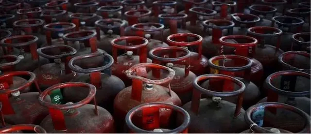 କମିଲା କମର୍ସିଆଲ ଗ୍ୟାସ ଦର : ଗତ ମେ’ରେ ୧୭୨ ଟଙ୍କା ଶସ୍ତା ହୋଇଥିଲା