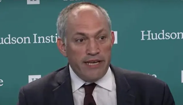 ନିଜ୍ଜର ଯଦି ପ୍ଲମ୍ବର ତେବେ ଲାଡେନ ମଧ୍ୟ ଇଞ୍ଜିନିୟର