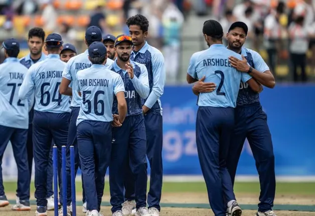 ଫାଇନାଲରେ ଟିମ୍ ଇଣ୍ଡିଆ । ସ୍ୱର୍ଣ୍ଣପଦକ ପାଇଁ ମୈଦାନକୁ ଓହ୍ଲାଇବ ଋତୁରାଜ ବାହିନୀ ।