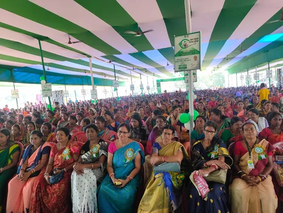 ଦେବଗଡ, ମୟୂରଭଞ୍ଜ ଓ ବରଗଡରେ ଆରମ୍ଭ ହେଲା ଆମ ଓଡ଼ିଶା, ନବୀନ ଓଡ଼ିଶା । ୩ ଜିଲ୍ଲା ପାଇଁ ୨୬୩ କୋଟି ୧୦ ଲକ୍ଷ ମଞ୍ଜୁର କଲେ ମୁଖ୍ୟମନ୍ତ୍ରୀ । 