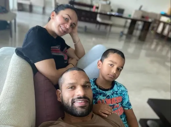 ଷ୍ଟାର କ୍ରିକେଟରଙ୍କ ଛାଡପତ୍ର । ଶିଖର ଧୱନ ଓ ପତ୍ନୀ ଆୟେଶାଙ୍କ ଛାଡପତ୍ରକୁୁ ମଂଜୁରୀ ଦେଲେ କୋର୍ଟ